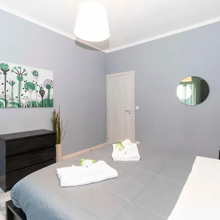 Molinette E Spezia Mm Lovely Flat * トリノ