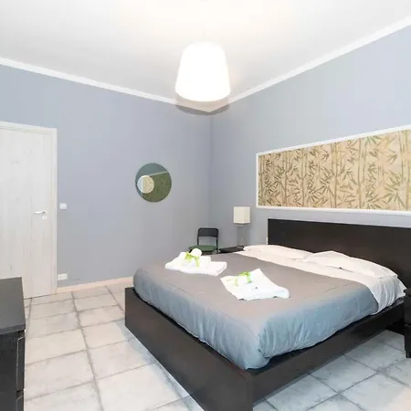 Molinette E Spezia Mm Lovely Flat * トリノ